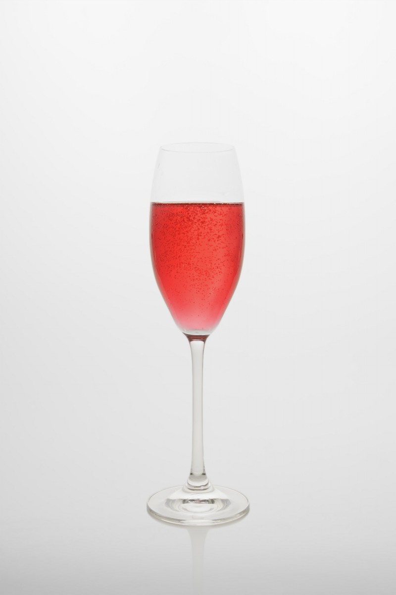 Kir Royal Kir Royal: Crème de Cassis, Champagne / Prosecco