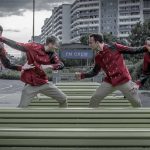 Breakdancer berlin buchen Crew Breakdancer vor der berliner U-Bahn