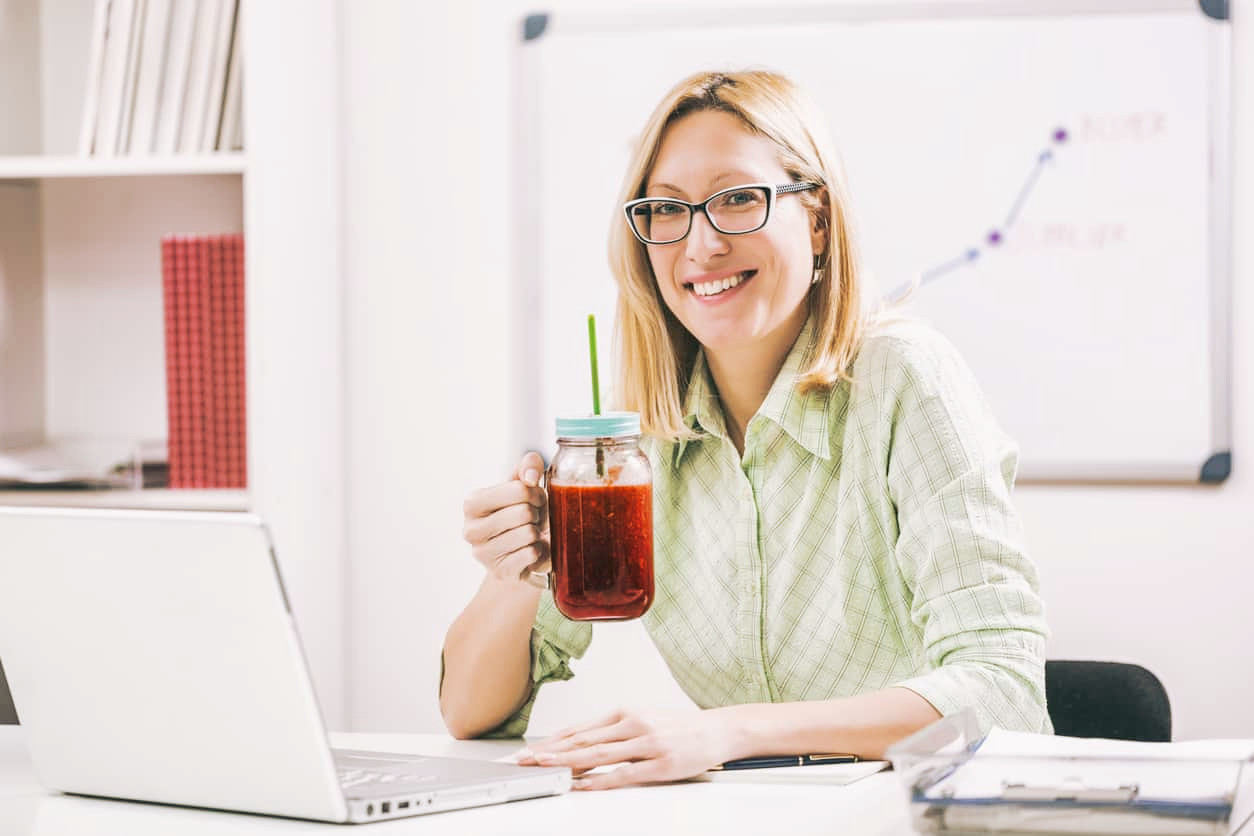Smoothie Pause im Büro, Berlin, FLAIRLAB