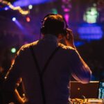 Jetzt DJ Leon buchen – Musik, die dein Event unvergesslich macht. DJ Leon – Sympathischer Event-DJ in Berlin für Clubs & Hochzeiten